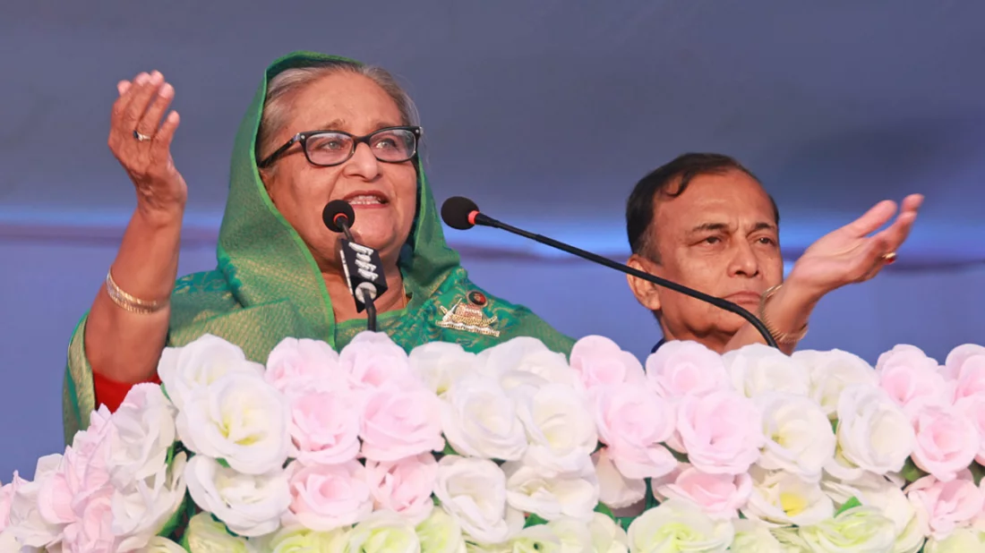 বরিশালের জনসভায় ভাষণ দিচ্ছেন প্রধানমন্ত্রী শেখ হাসিনা। ছবি : ফোকাস বাংলা