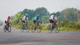 গিনেস ওয়ার্ল্ড রেকর্ড গড়লেন বাংলাদেশি সাইক্লিস্টরা