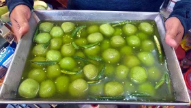 কাঁচা মরিচের রসগোল্লা
