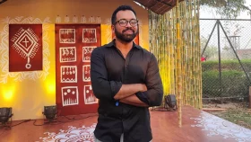 ৪৩ বয়সেও দুই শিক্ষকের কাছে অভিনয় শিখছি: ইরেশ যাকের