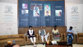 'পরিবেশ দূষণের বিরুদ্ধে তরুণদের কথা বলতে হবে'