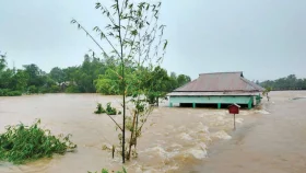 সিলেট-সুনামগঞ্জের ১৩ উপজেলা প্লাবিত
