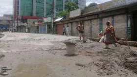 দক্ষিণখান-চেয়ারম্যান বাড়ির সড়কের কাজ শুরু