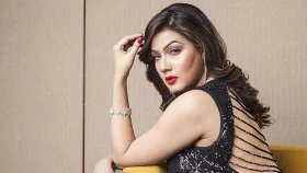 মাহিয়া মাহির আইডি থেকে বিচ্ছেদের স্ট্যাটাস!