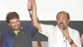 মূলধারার চলচ্চিত্র বাঁচানোর চাবি এখনও শাকিবের হাতে: কাজী হায়াৎ