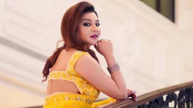 বিশেষ দিবসে জয়ার আবেগঘন বার্তা