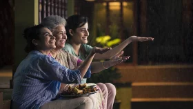 স্বাস্থ্যকর হলেও বর্ষায় খাবেন না যেসব খাবার&nbsp;