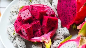 কেন খাবেন ড্রাগন ফল
