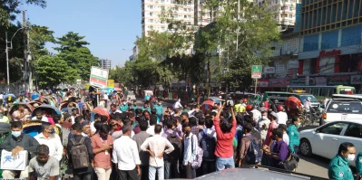 রাস্তা অবরোধ করা হয় বিভিন্ন এলাকায়