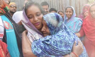 নির্বাচনি প্রচারণাকালে সেলিনা হায়াৎ আইভী। ছবি: তাপস সাহা