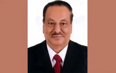 নর্থ সাউথ বিশ্ববিদ্যালয়ের বোর্ড অব ট্রাস্টির চেয়ারম্যান আজিমউদ্দিন
