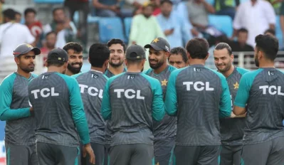 ফাইনালের ‘ড্রেস রিহার্সেলে’ টস জিতে বোলিংয়ে শ্রীলংকা
