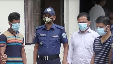 প্রশ্নপত্র ফাঁসের ঘটনায় গ্রেফতার দুই শিক্ষকসহ তিনজন। ছবি: ইত্তেফাক