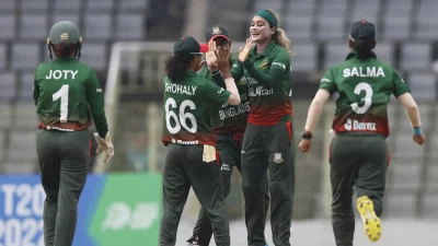 শততম উইকেট পেয়েও মন ভালো নেই জাহানারার