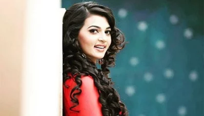 চিত্রনায়িকা বর্ষা। 