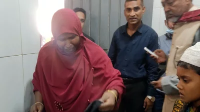 হাসপাতালে হতাহত ব্যক্তিদের জ্বজনদের আহাজারি। ছবি: ইত্তেফাক