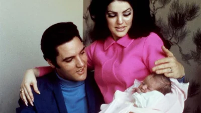Lisa Presley with her parents