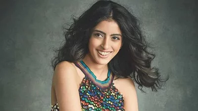 Navya Noveli Nanda.  Images collected