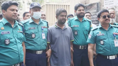 সাংবাদিক শামসুজ্জামান।