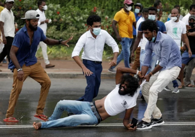 srilankan protest d
