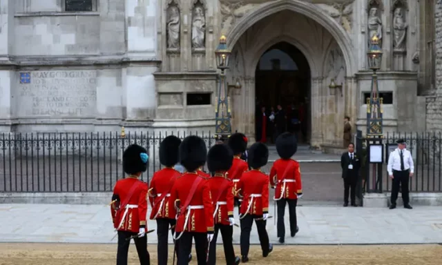 uk royal guard