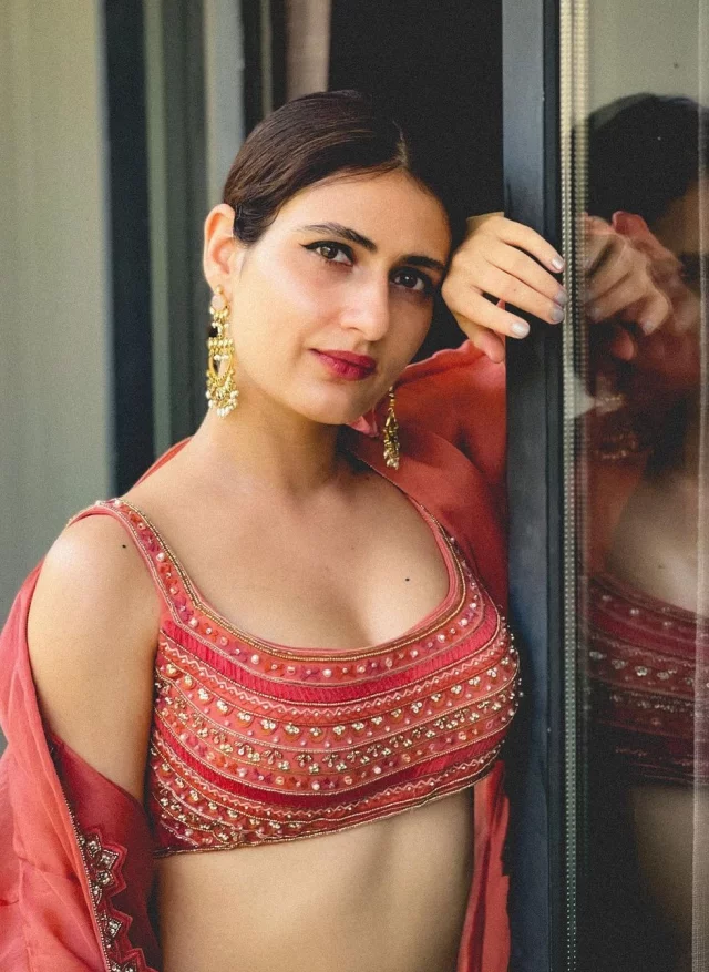 Fatima Sana Sheikh (2)