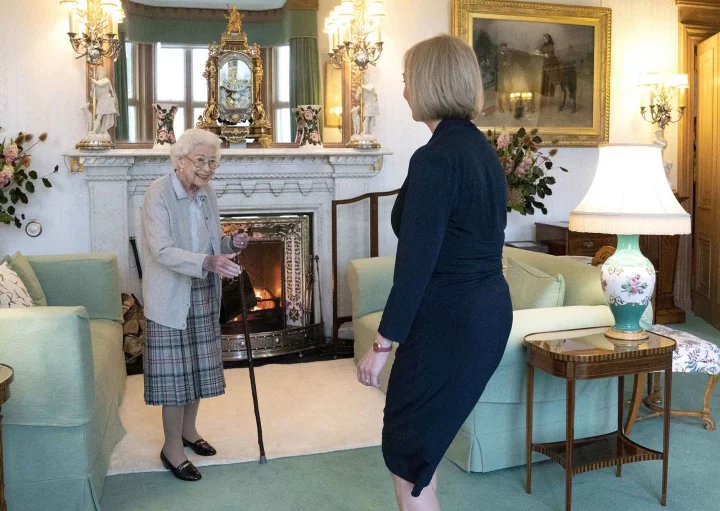 queen-elizabeth-liz-truss-0