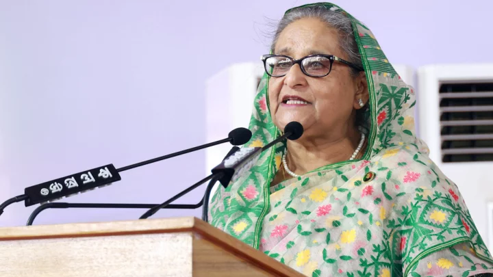 বৃহস্পতিবার দুপুরে গণভবনে জাতীয় স্থানীয় সরকার দিবস উদযাপন অনুষ্ঠানে বক্তব্য রাখেন প্রধানমন্ত্রী শেখ হাসিনা। ছবি: পিএমও