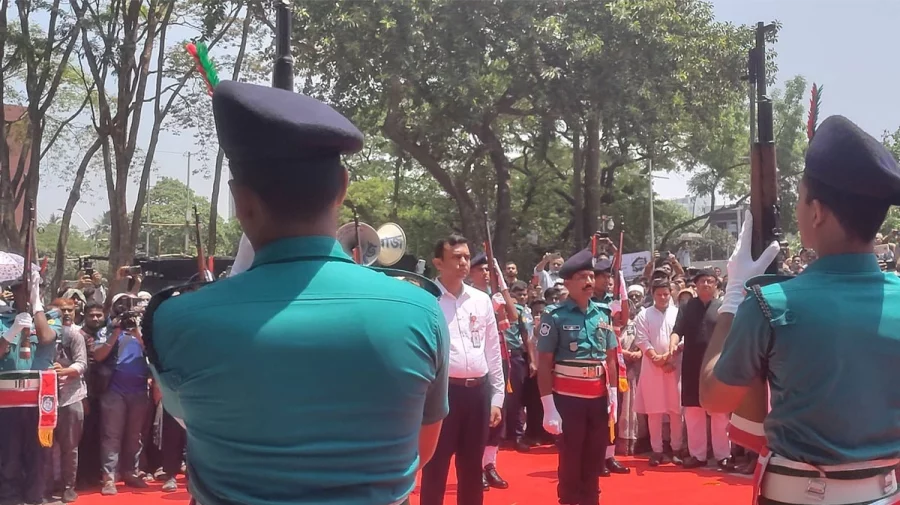 গার্ড অব অনার